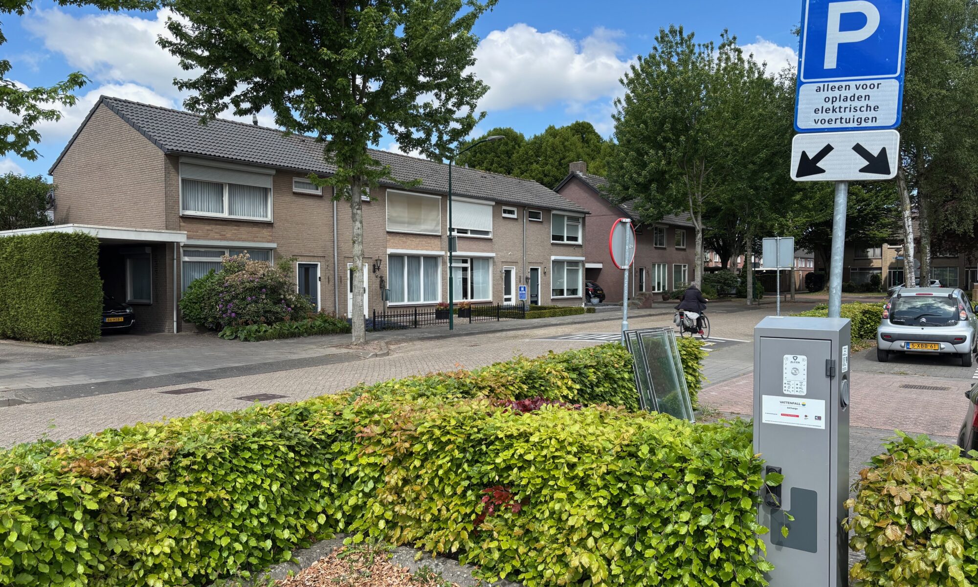 Ook Lieshout krijgt volop extra laadpalen voor elektrische voertuigen. Via buurtapps heeft de Dorpsraad de bewoners geïnformeerd over de voorgenomen locaties