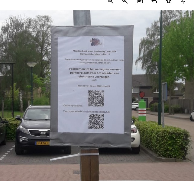 Deze noodoplossing is geplaatst op een plaats waar men een oplaadpunt voor elektrische auto’s wil maken. Communicatie via de buurt-app zou wellicht makkelijker zijn.