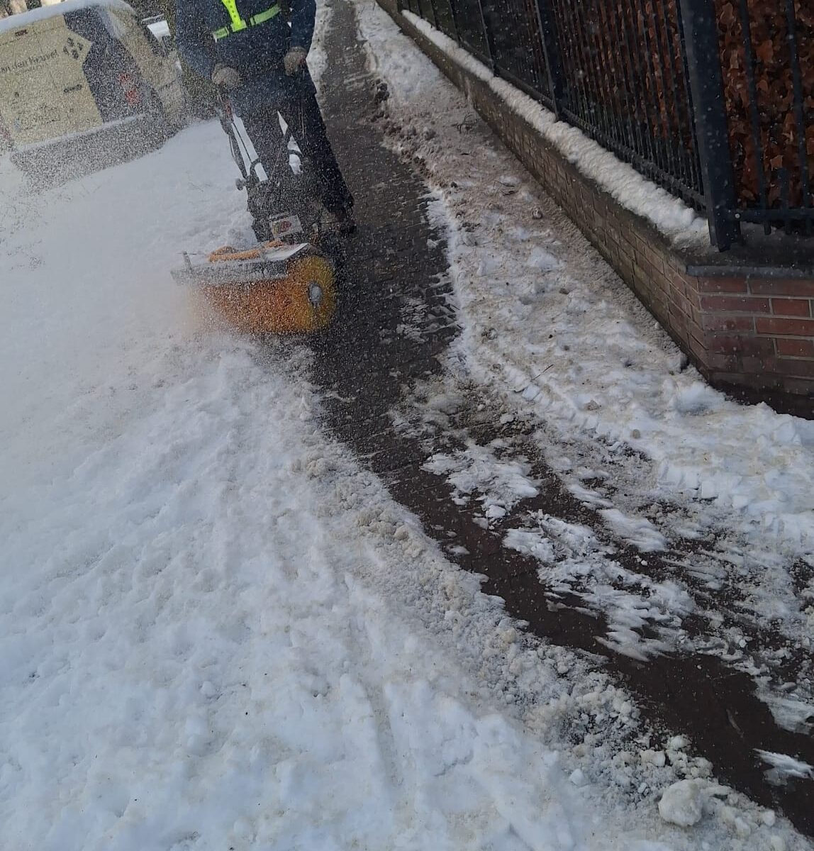 Sneeuwruimploeg in actie
